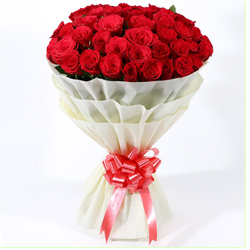 Clustered Sentimental Surprise Premium Bouquet of ...