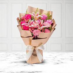 Beautiful charming assorted Seasonal Flower...