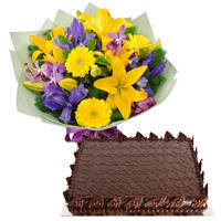 Exclusive Mixed Flowers Bouquet with Chocolate Cake Exclusive Mixed Flowers Bouquet with Chocolate Cake