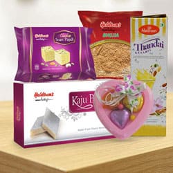 Delightful Combo from Haldiram Delightful Combo from Haldiram