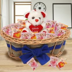 Breathtaking Arrangement of Chocolates and Teddy Breathtaking Arrangement of Chocolates and Teddy