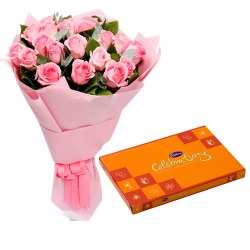 Gaudy Pink Roses Hand Bunch with Cadbury Assortment Gaudy Pink Roses Hand Bunch with Cadbury Assortment