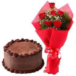 Expressive Red Roses Bouquet with Chocolate Cake Expressive Red Roses Bouquet with Chocolate Cake