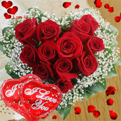 Dutch Red Roses in Heart Shape Arrangement with 2 Heart Shape Balloons Dutch Red Roses in Heart Shape Arrangement with 2 Heart Shape Balloons