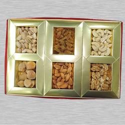 Nutritious assorted Dry Fruits<br>(Almond, Raisin, Khurmani, Cashew) Nutritious assorted Dry Fruits<br>(Almond, Raisin, Khurmani, Cashew)