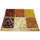 Savor’s Greet Dry Fruits and Chocolate Tray Savor’s Greet Dry Fruits and Chocolate Tray