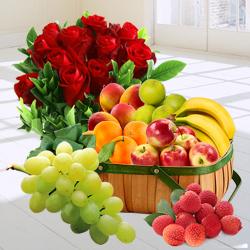 Premium Fresh Fruits Gift Basket with Red Rose Bouquet Premium Fresh Fruits Gift Basket with Red Rose Bouquet