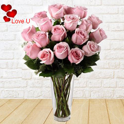 12 Pink Roses in Vase 12 Pink Roses in Vase