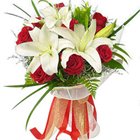 Scented Enchantment Roses and Lilies Bouquet Scented Enchantment Roses and Lilies Bouquet