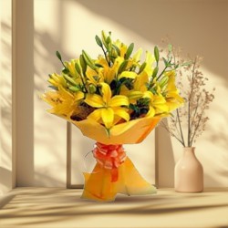 Spirited Bouquet of Engrossing Lilies Spirited Bouquet of Engrossing Lilies