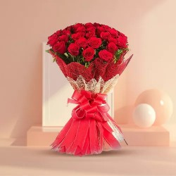 Vibrant Blooms Bouquet of Red Roses artfully wrapped Vibrant Blooms Bouquet of Red Roses artfully wrapped