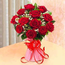 Stunning Composition of Red Roses in Bouquet Stunning Composition of Red Roses in Bouquet