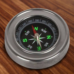 Impressive Pocket Metal Compass Impressive Pocket Metal Compass