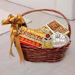 Remarkable Divinity Gift Hamper Basket Remarkable Divinity Gift Hamper Basket