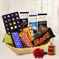 Signature Chocolate Basket Hamper Signature Chocolate Basket Hamper