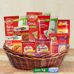 Delicious and Variation South Indian Dinner Hamper Delicious and Variation South Indian Dinner Hamper