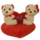 Outstanding Couple Teddy with a Heart as a Sign of Your Indulgence Outstanding Couple Teddy with a Heart as a Sign of Your Indulgence