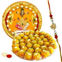 Classic Rakhi Gift with Mesmerizing Charm Classic Rakhi Gift with Mesmerizing Charm
