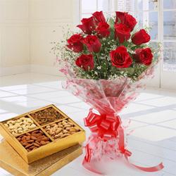 Enchanting Love Bouquet of 12 Red Roses ...