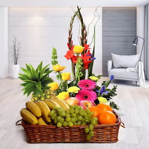 Send Online Fresh Fruits and Pretty Flowers